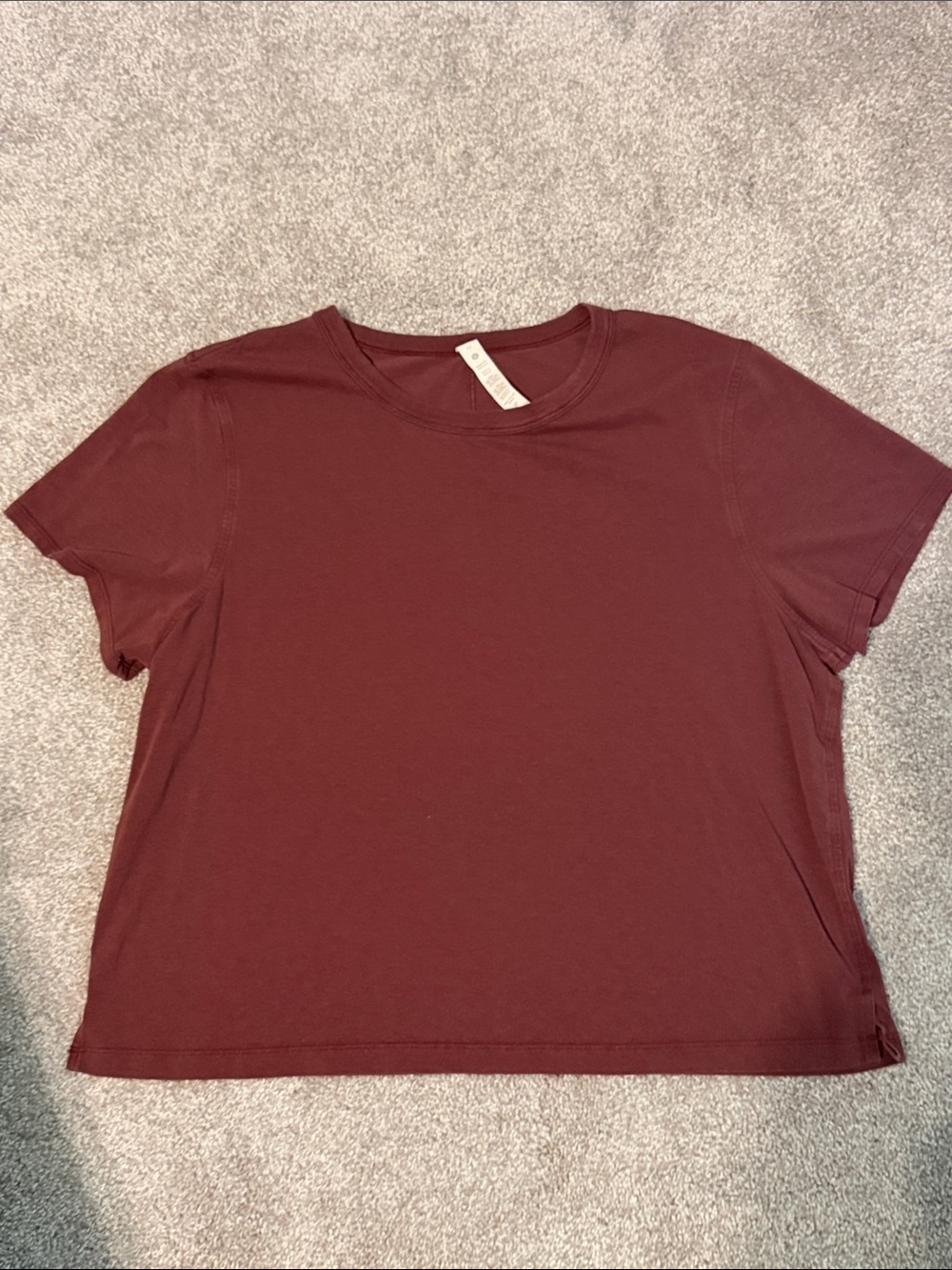 Lululemon Classic cropped tee sz 12
